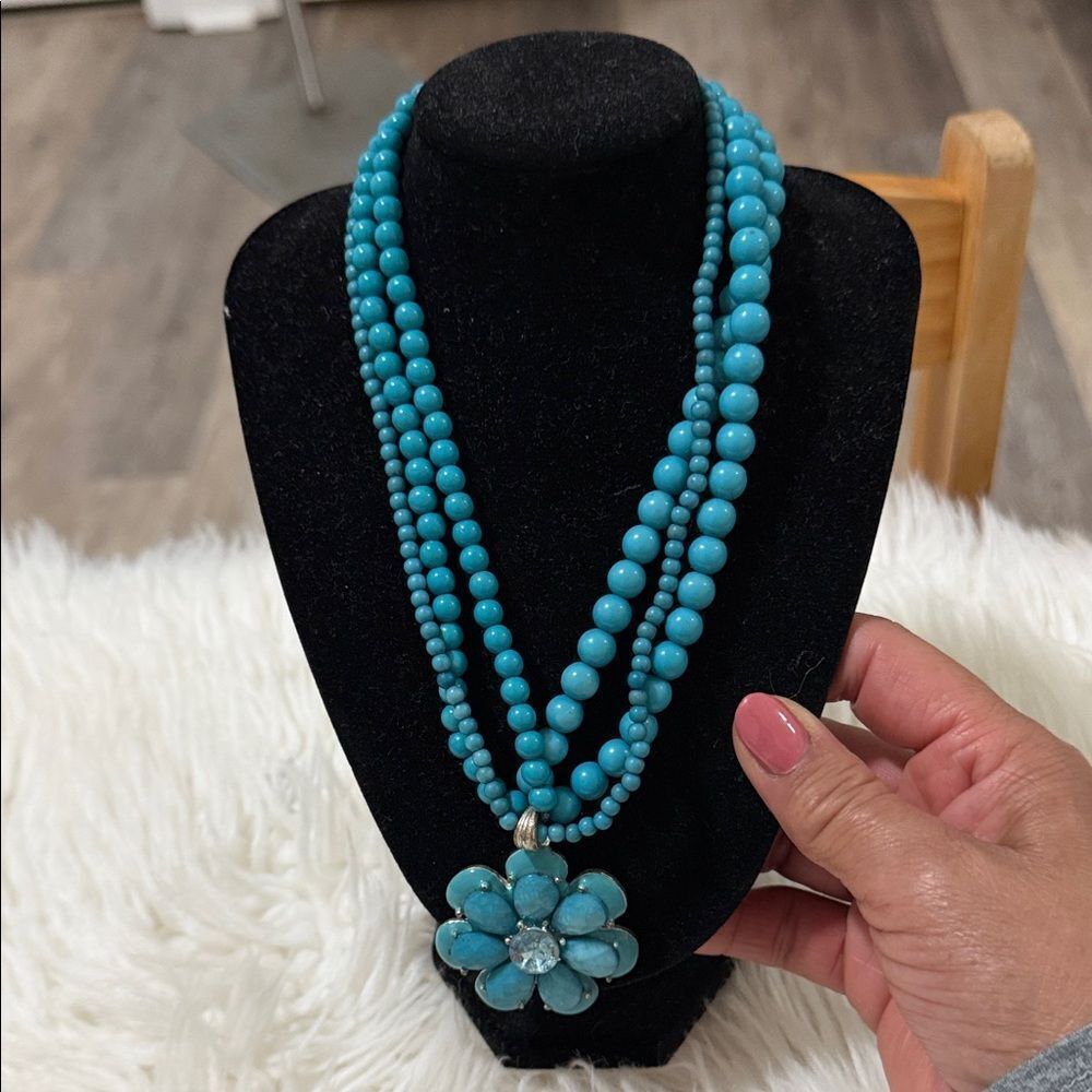 2 Cute Turquoise Beaded Necklace with Floral Charm